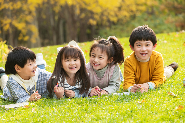 兴农评｜每年3600元“育儿红包”，给农村娃娃的成长加颗糖